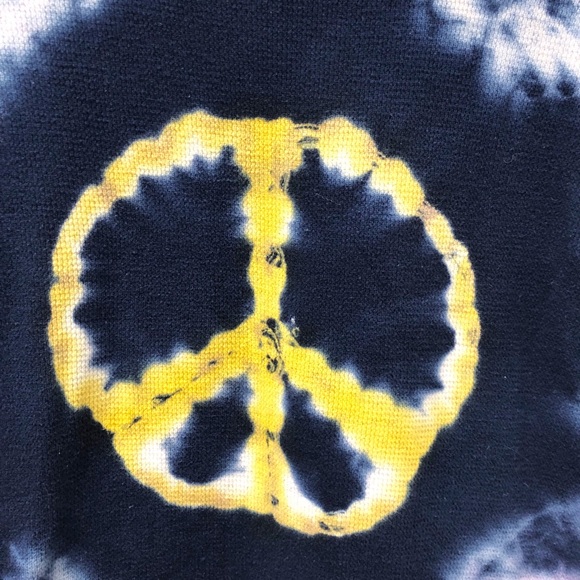 Tyte Knits Peace Sign Tie Dye Tee, Size Medium - Picture 3 of 4